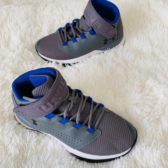 under armour get b zee